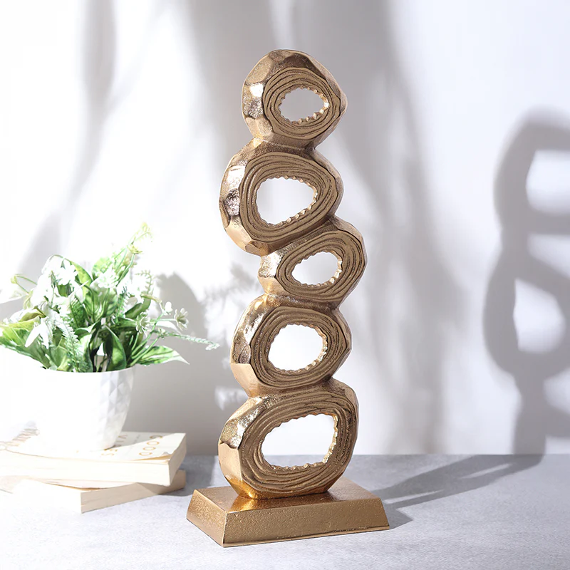 Iridessa Metal Showpiece - Gold